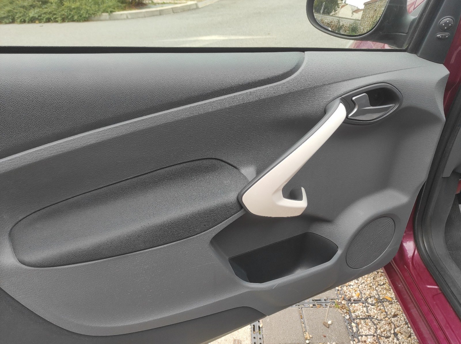 Ford Ka 2009 1.2 Titanium 70CH - Automatix Motors - Voiture Occasion - Achat Voiture - Vente Voiture - Reprise Voiture