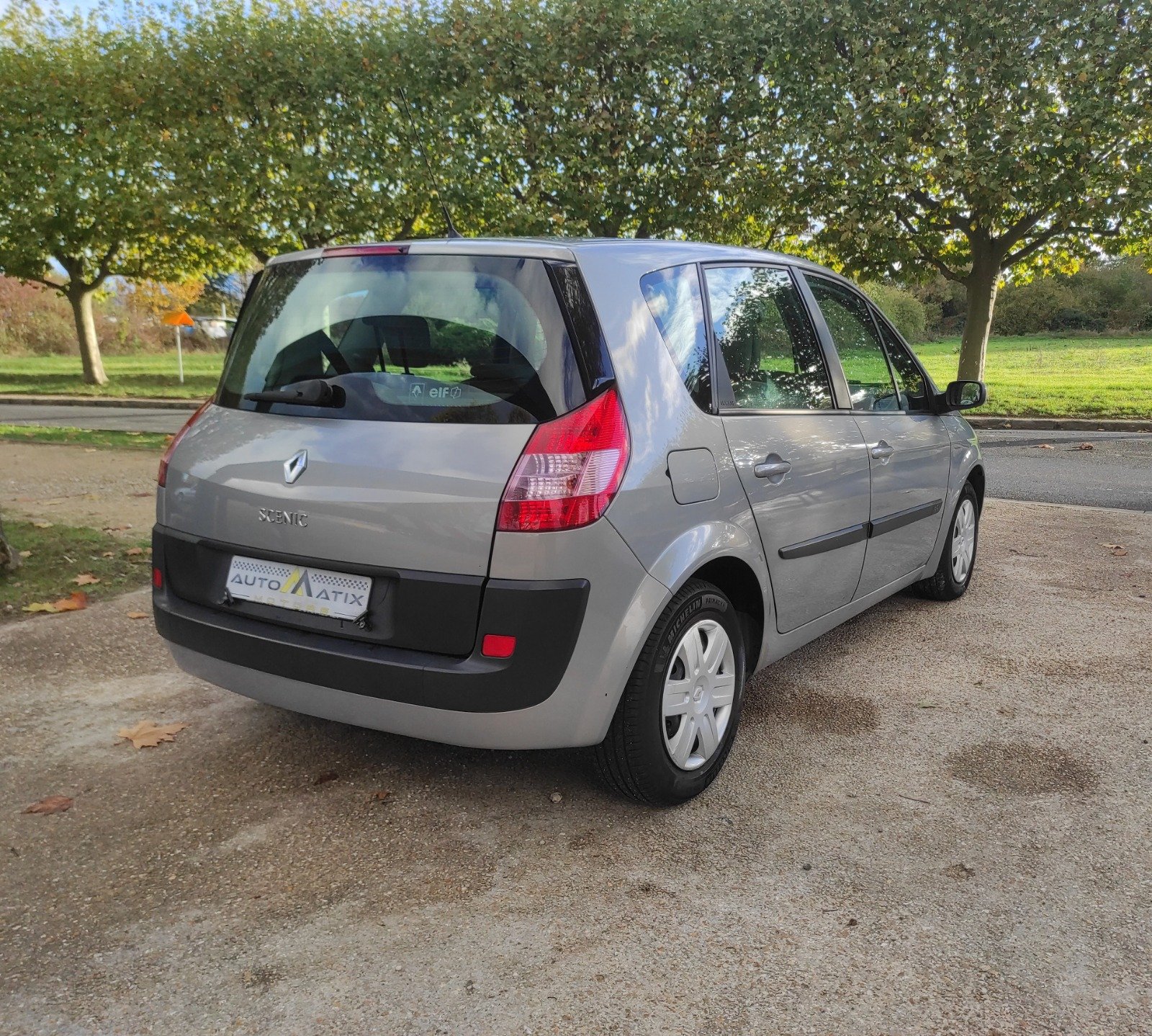 Renault Scenic II Confort Expression 1.5 dCi 100 ch - Automatix Motors - Voiture Occasion - Achat Voiture - Vente Voiture - Reprise Voiture