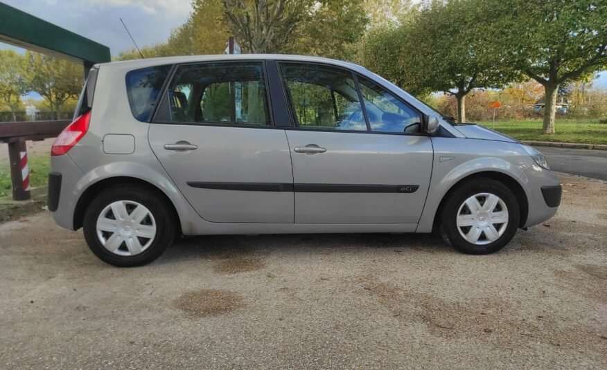 Renault Scenic II Confort Expression 1.5 dCi 100 ch - Automatix Motors - Voiture Occasion - Achat Voiture - Vente Voiture - Reprise Voiture