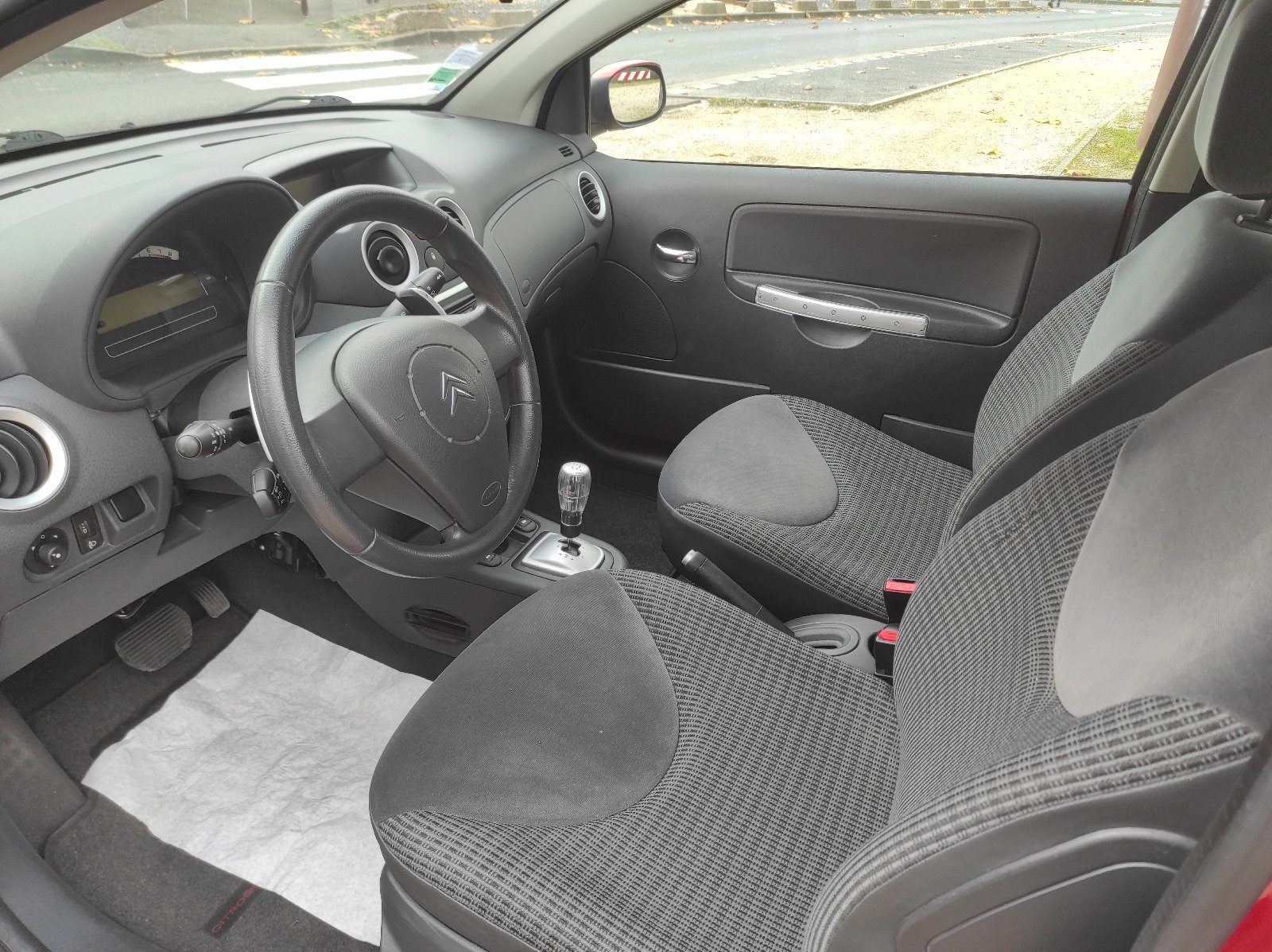 Citroën C2 2006 1.4 Stop&Start SensoDrive 88ch - Automatix Motors - Voiture Occasion - Achat Voiture - Vente Voiture - Reprise Voiture