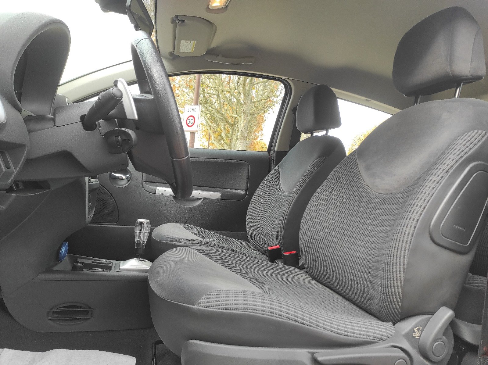 Citroën C2 2006 1.4 Stop&Start SensoDrive 88ch - Automatix Motors - Voiture Occasion - Achat Voiture - Vente Voiture - Reprise Voiture