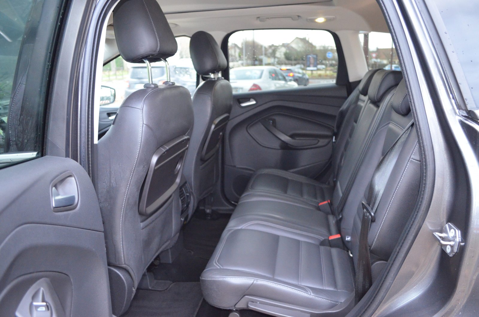 Ford Kuga II 2017 2.0 TDCi 150ch Stop&Start Titanium 4x4 Powershift - Automatix Motors - Voiture Occasion - Achat Voiture - Vente Voiture - Reprise Voiture