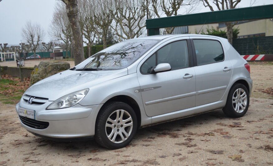 Peugeot 307 2005 1.6 HDi 110 Quiksilver 5p - Automatix Motors - Voiture Occasion - Achat Voiture - Vente Voiture - Reprise Voiture