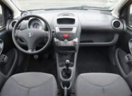 Peugeot 107 2006 1.0 Trendy 3P 69ch - Automatix Motors - Voiture Occasion - Achat Voiture - Vente Voiture - Reprise Voiture