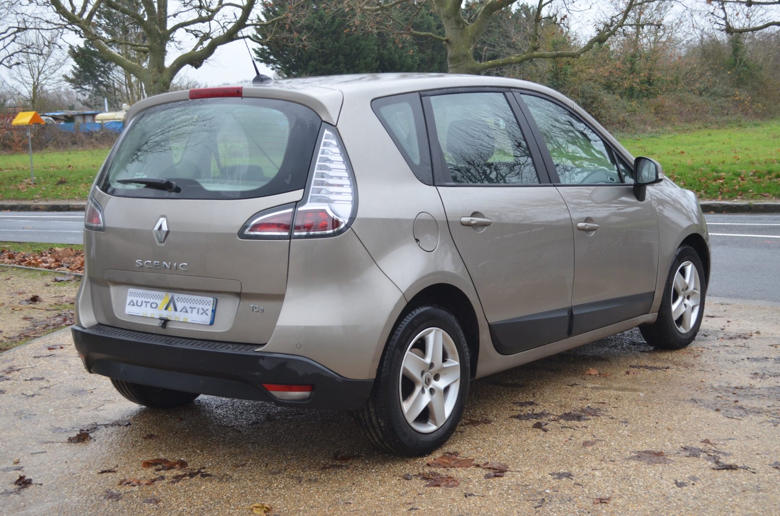 Renault Scenic III 2012 (2) 1.4 TCe 130ch Expression - Automatix Motors - Voiture Occasion - Achat Voiture - Vente Voiture - Reprise Voiture