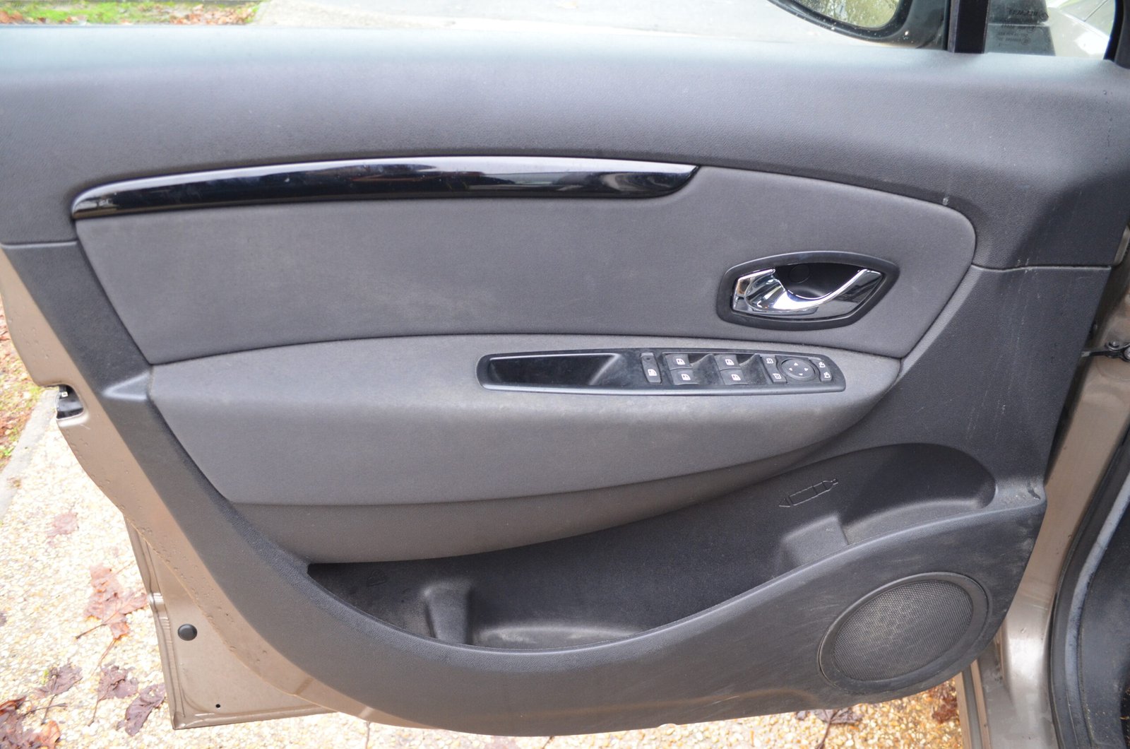 Renault Scenic III 2012 (2) 1.4 TCe 130ch Expression - Automatix Motors - Voiture Occasion - Achat Voiture - Vente Voiture - Reprise Voiture