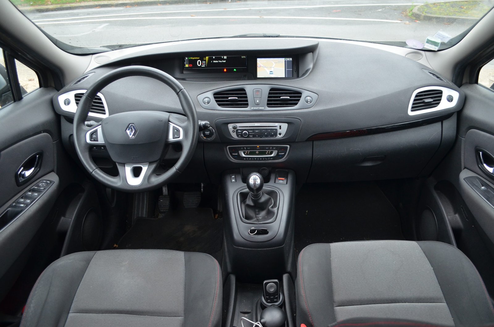 Renault Scenic III 2012 (2) 1.4 TCe 130ch Expression - Automatix Motors - Voiture Occasion - Achat Voiture - Vente Voiture - Reprise Voiture
