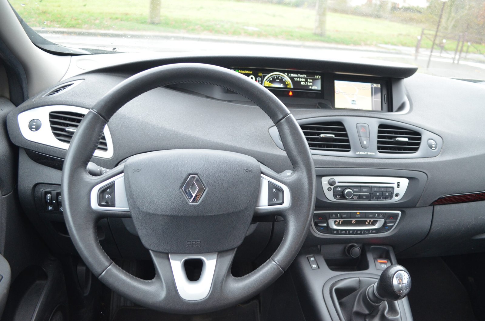 Renault Scenic III 2012 (2) 1.4 TCe 130ch Expression - Automatix Motors - Voiture Occasion - Achat Voiture - Vente Voiture - Reprise Voiture