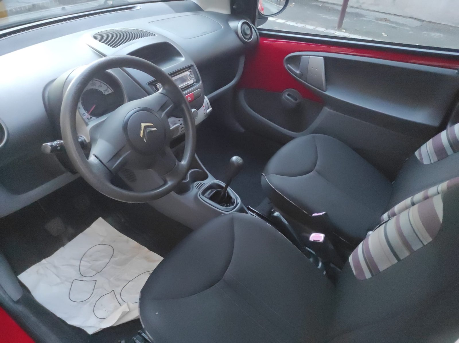 Citroen C1 2010 1.0 Confort 68ch 3P - Automatix Motors - Voiture Occasion - Achat Voiture - Vente Voiture - Reprise Voiture