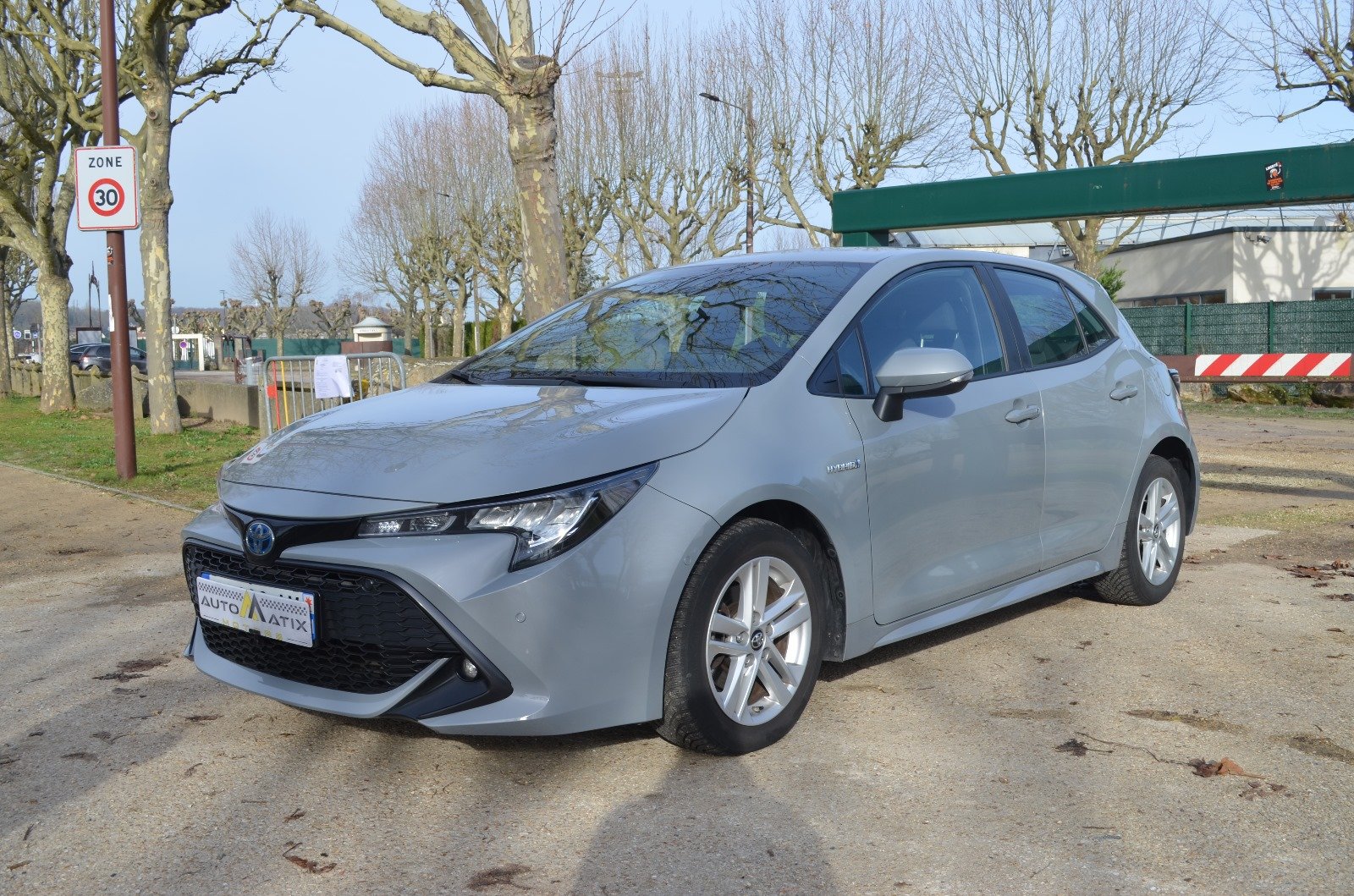 Toyota Corolla 2019 1.8 Hybrid Dynamic - Automatix Motors - Voiture Occasion - Achat Voiture - Vente Voiture - Reprise Voiture