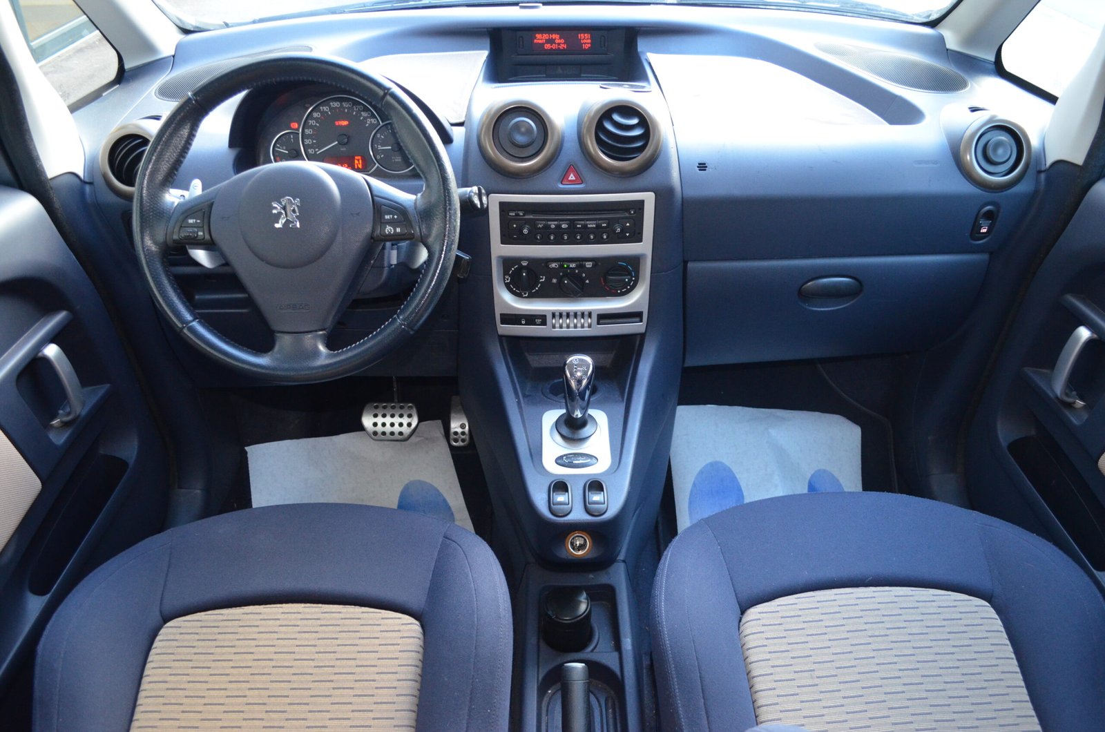 Peugeot 1007 2007 1.4 Sporty 2-Tronic 75ch - Automatix Motors - Voiture Occasion - Achat Voiture - Vente Voiture - Reprise Voiture