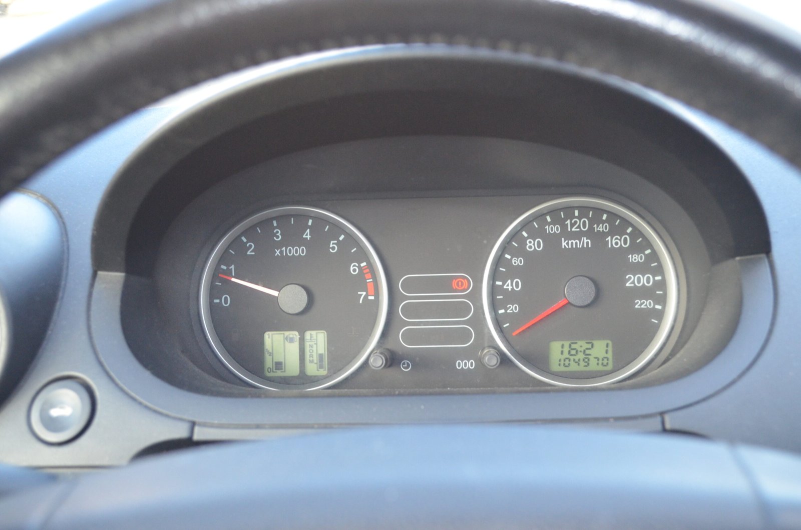 Ford Fiesta IV 2004 1.3 70ch Senso 3P - Automatix Motors - Voiture Occasion - Achat Voiture - Vente Voiture - Reprise Voiture