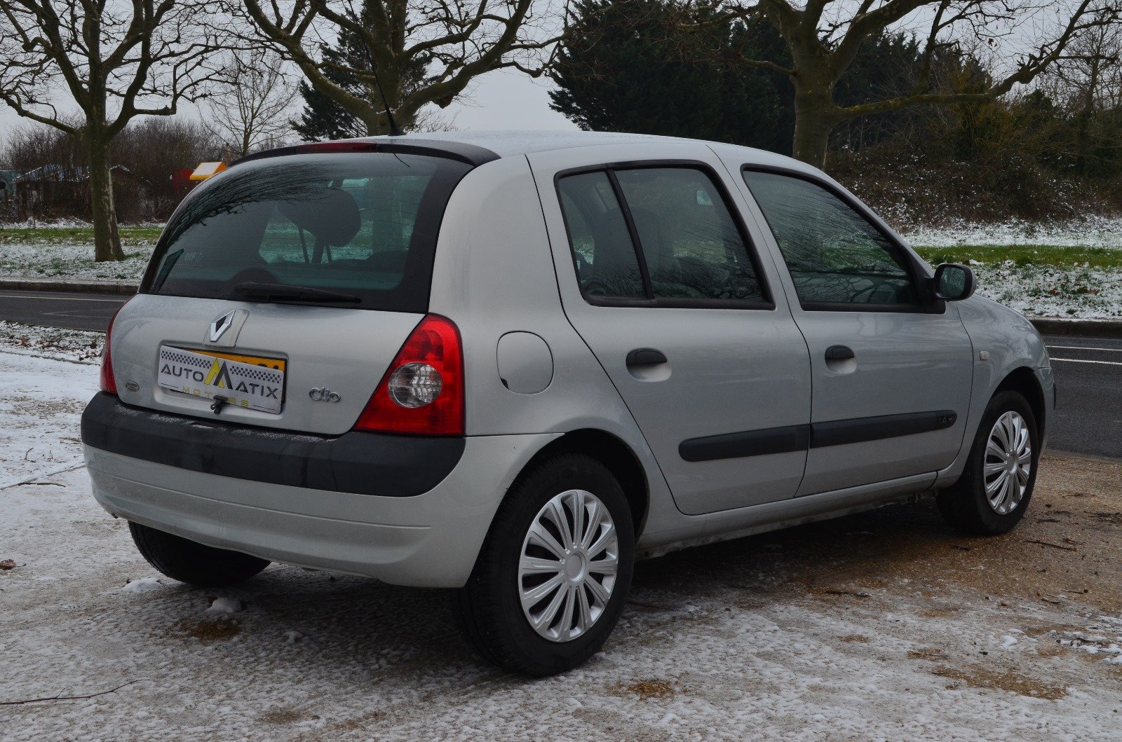Renault Clio II 2003 1.4 100ch Privilège 5P - Automatix Motors - Voiture Occasion - Achat Voiture - Vente Voiture - Reprise Voiture