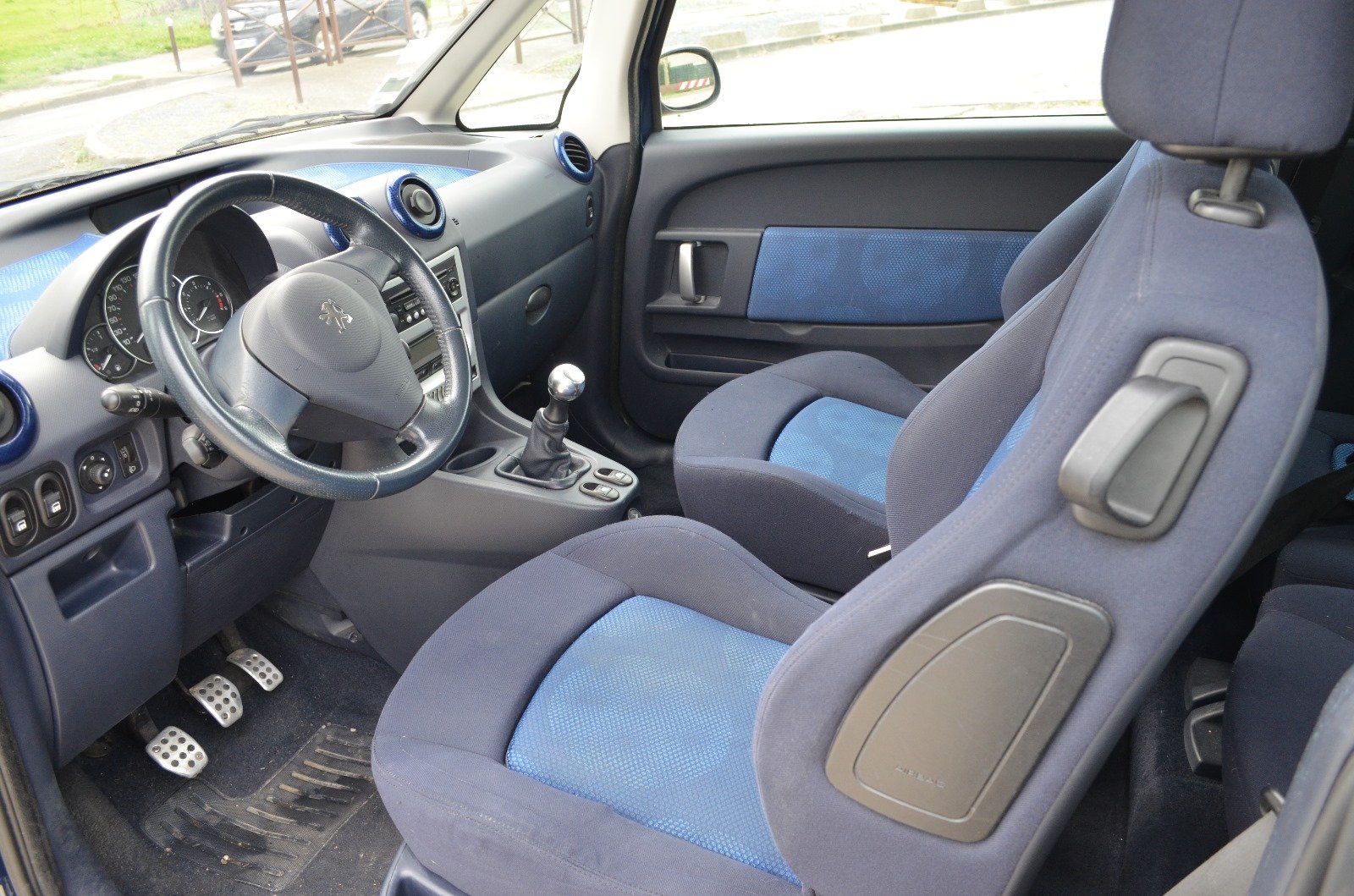 Peugeot 1007 2008 1.6 HDi 110ch Sporty Pack - Automatix Motors - Voiture Occasion - Achat Voiture - Vente Voiture - Reprise Voiture