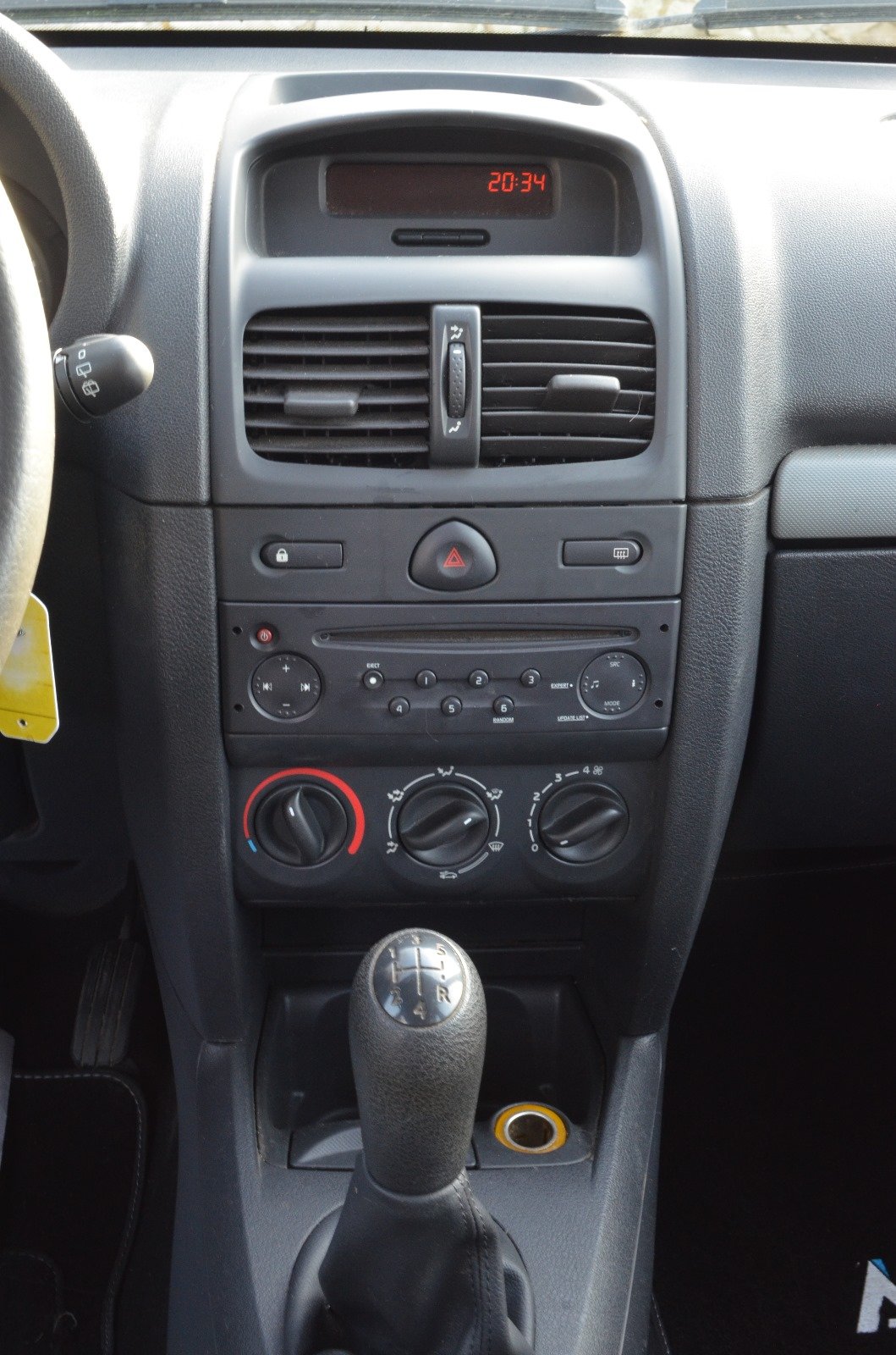 Renault Clio 2008 1.5 dCi 65ch Campus Authentique - Automatix Motors - Voiture Occasion - Achat Voiture - Vente Voiture - Reprise Voiture