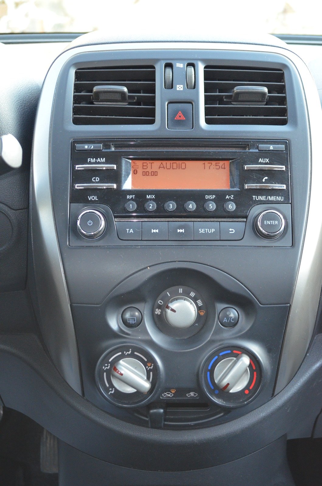 Nissan Micra IV 2013 1.2 80ch Acenta - Automatix Motors - Voiture Occasion - Achat Voiture - Vente Voiture - Reprise Voiture