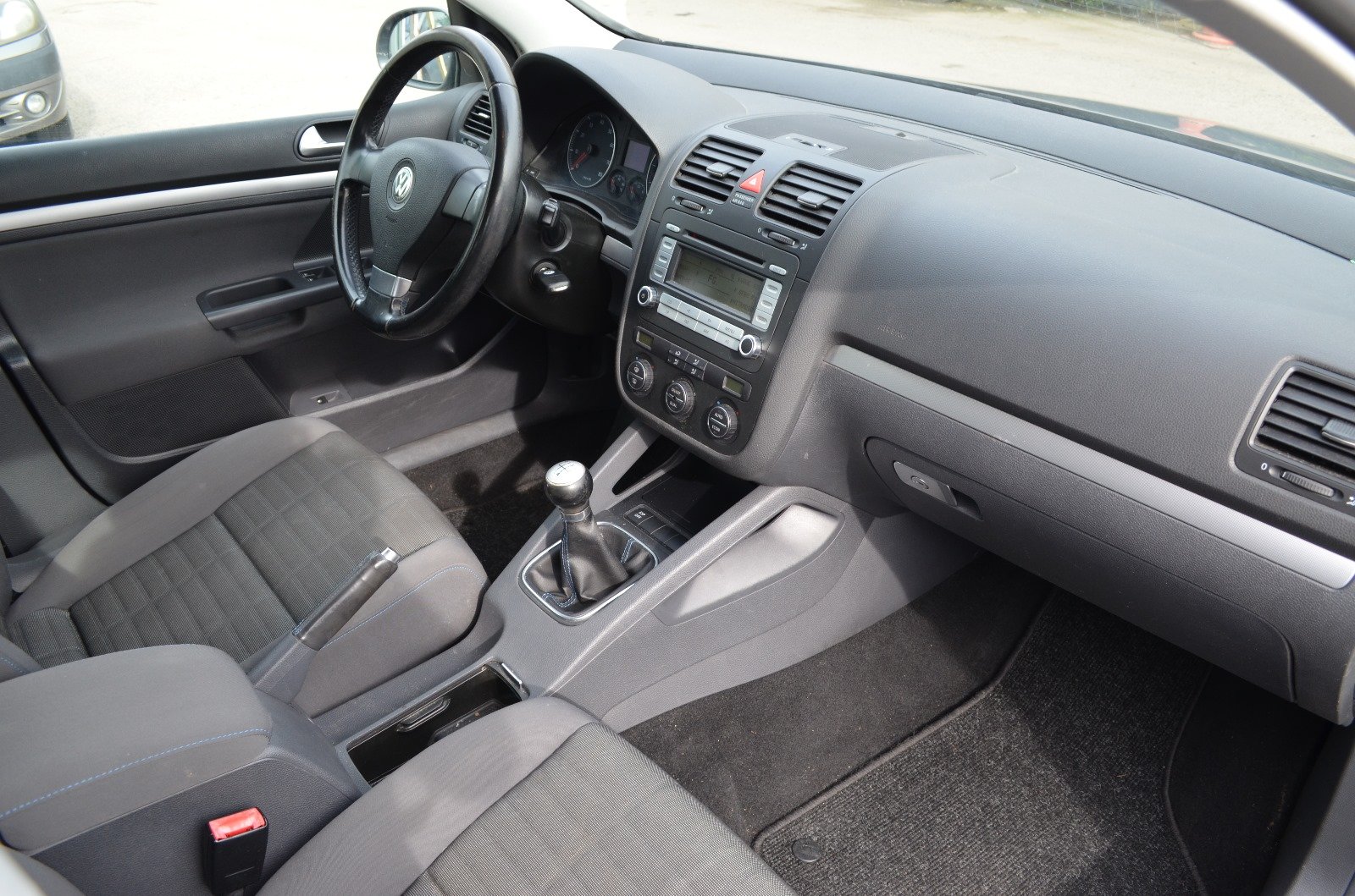 Volkswagen Golf V 2007 1.6 102ch Trendline 5p - Automatix Motors - Voiture Occasion - Achat Voiture - Vente Voiture - Reprise Voiture