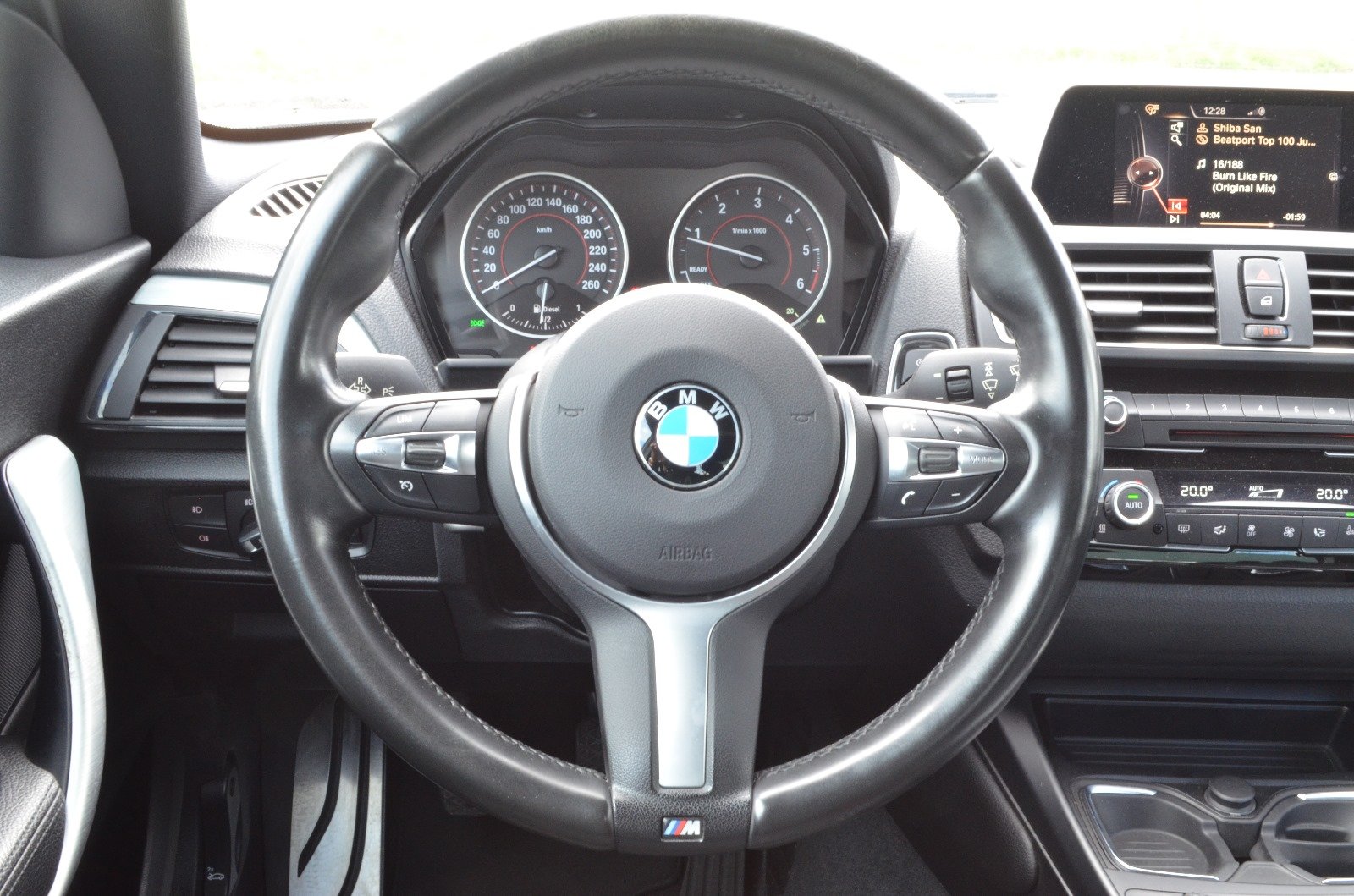 BMW Série 2 2016 218d Coupé (F22) pack M Sport - Automatix Motors - Voiture Occasion - Achat Voiture - Vente Voiture - Reprise Voiture