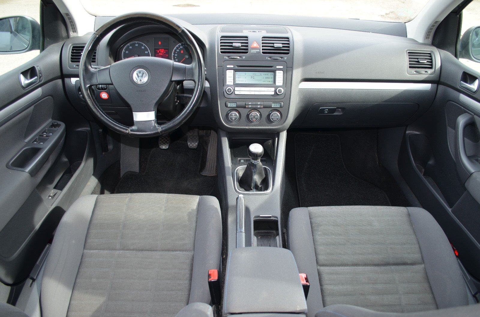 Volkswagen Golf V 2007 1.6 102ch Trendline 5p - Automatix Motors - Voiture Occasion - Achat Voiture - Vente Voiture - Reprise Voiture