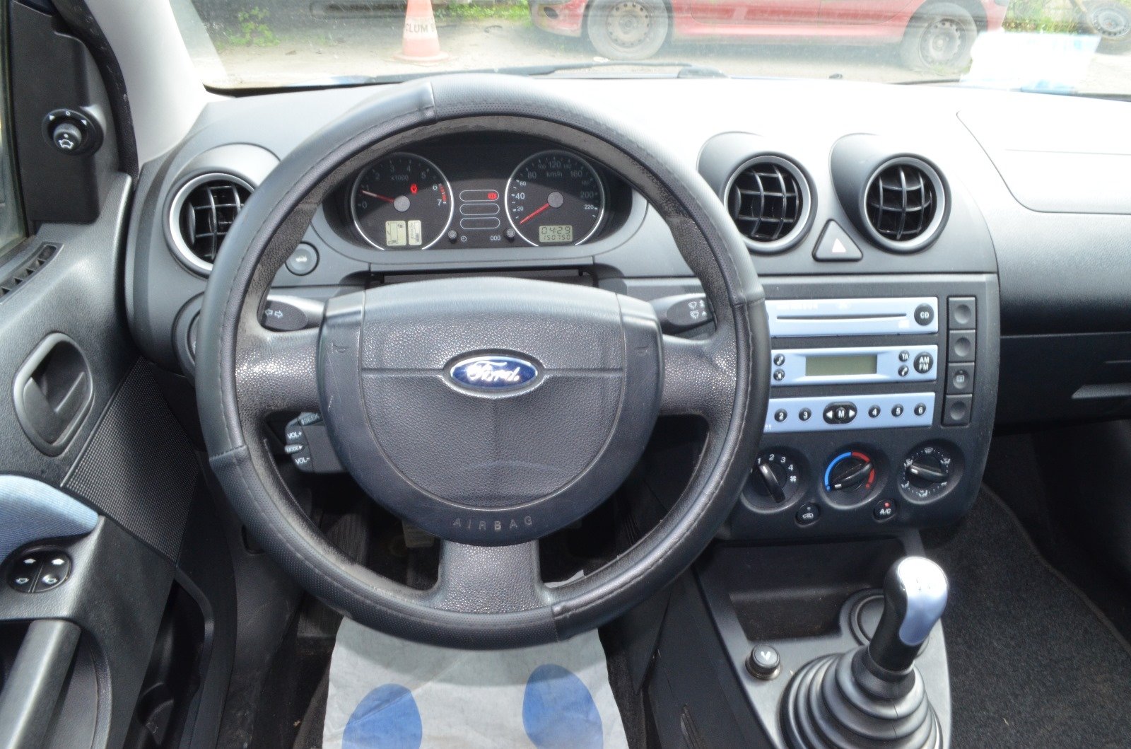 Ford Fiesta 2005 III 1.3 70ch Concept 5P - Automatix Motors - Voiture Occasion - Achat Voiture - Vente Voiture - Reprise Voiture