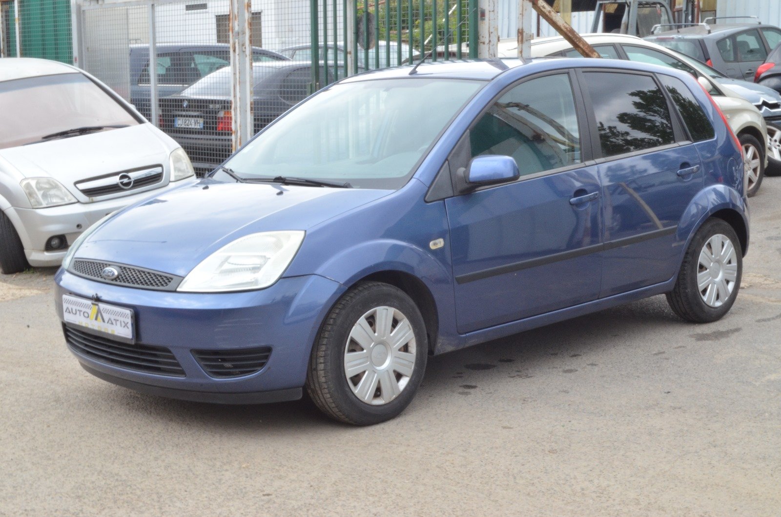 Ford Fiesta 2005 III 1.3 70ch Concept 5P - Automatix Motors - Voiture Occasion - Achat Voiture - Vente Voiture - Reprise Voiture
