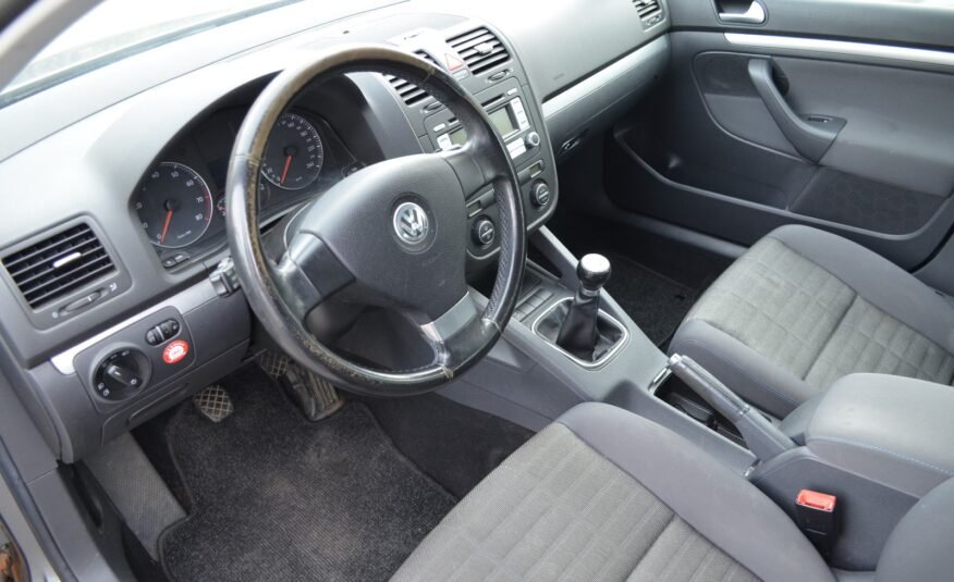 Volkswagen Golf V 2007 1.6 102ch Trendline 5p - Automatix Motors - Voiture Occasion - Achat Voiture - Vente Voiture - Reprise Voiture