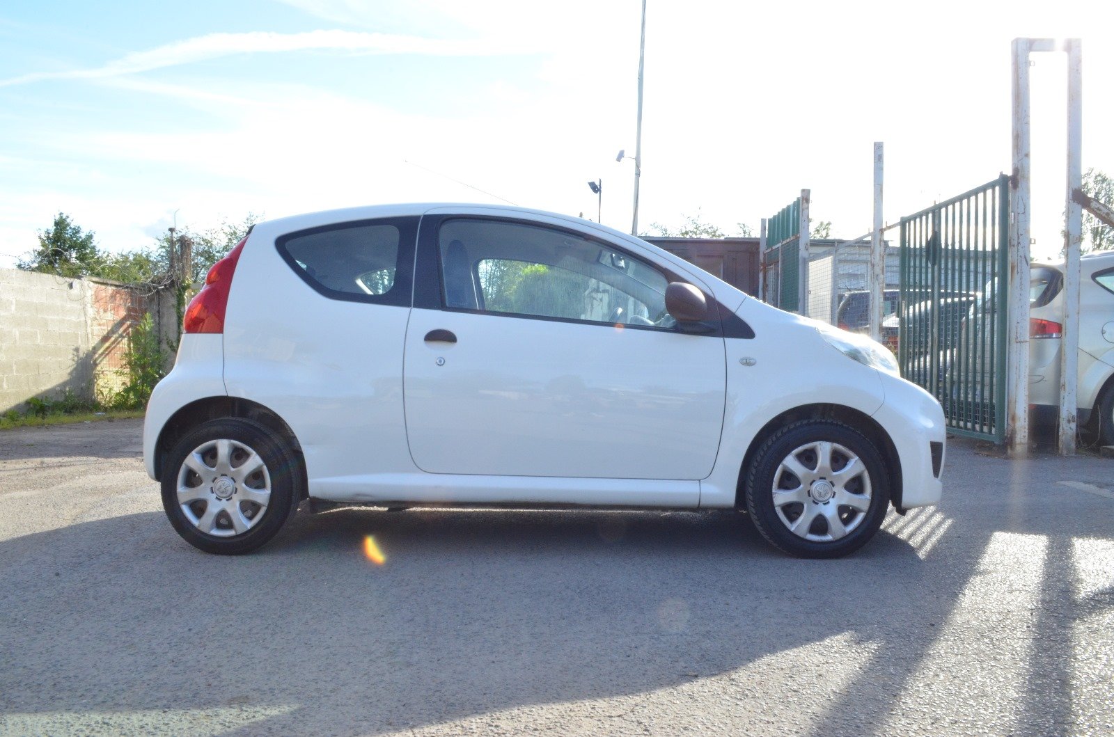 Peugeot 107 2011 Phase 2 1.0 68ch Urban - Automatix Motors - Voiture Occasion - Achat Voiture - Vente Voiture - Reprise Voiture