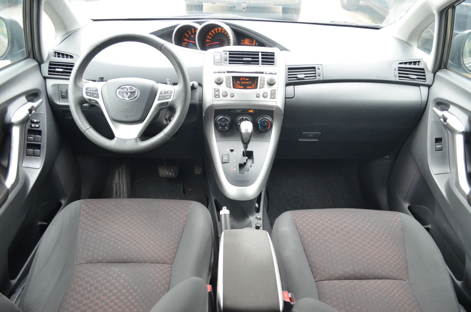 Toyota Verso 2011 150 D-CAT FAP Dynamic BVA 5 PLACES - Automatix Motors - Voiture Occasion - Achat Voiture - Vente Voiture - Reprise Voiture