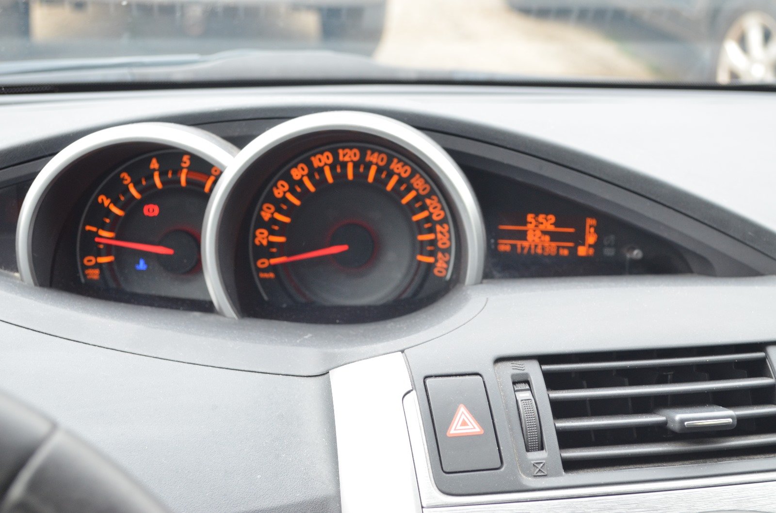 Toyota Verso 2011 150 D-CAT FAP Dynamic BVA 5 PLACES - Automatix Motors - Voiture Occasion - Achat Voiture - Vente Voiture - Reprise Voiture