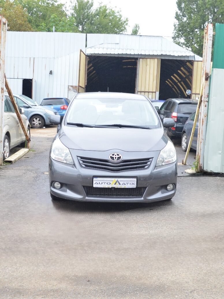 Toyota Verso 2011 150 D-CAT FAP Dynamic BVA 5 PLACES - Automatix Motors - Voiture Occasion - Achat Voiture - Vente Voiture - Reprise Voiture