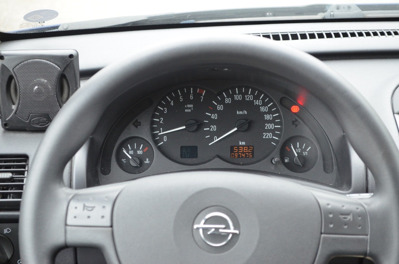 Opel Corsa III 2003 1.0 Twinport comfort 3p - Automatix Motors - Voiture Occasion - Achat Voiture - Vente Voiture - Reprise Voiture