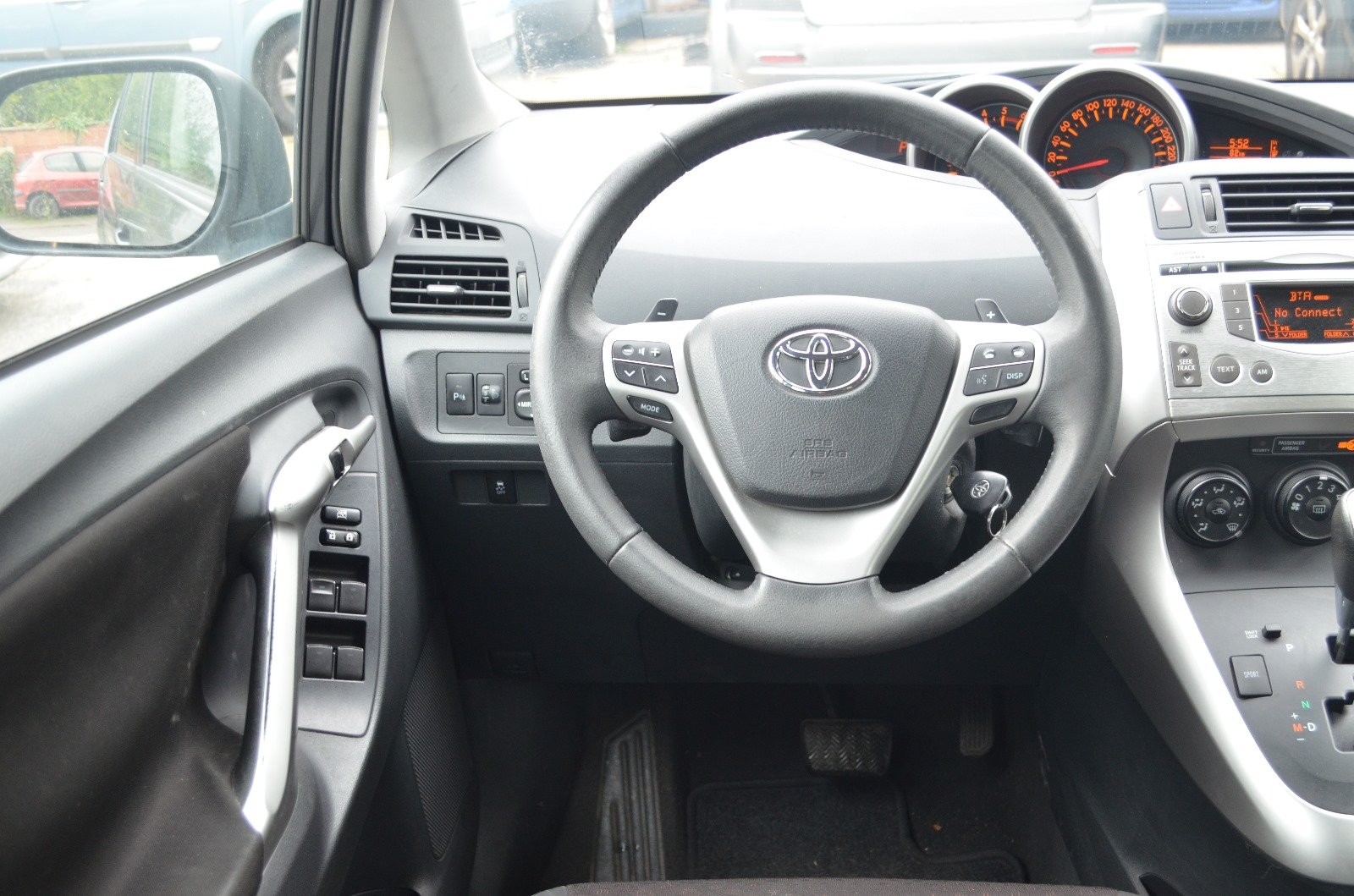 Toyota Verso 2011 150 D-CAT FAP Dynamic BVA 5 PLACES - Automatix Motors - Voiture Occasion - Achat Voiture - Vente Voiture - Reprise Voiture