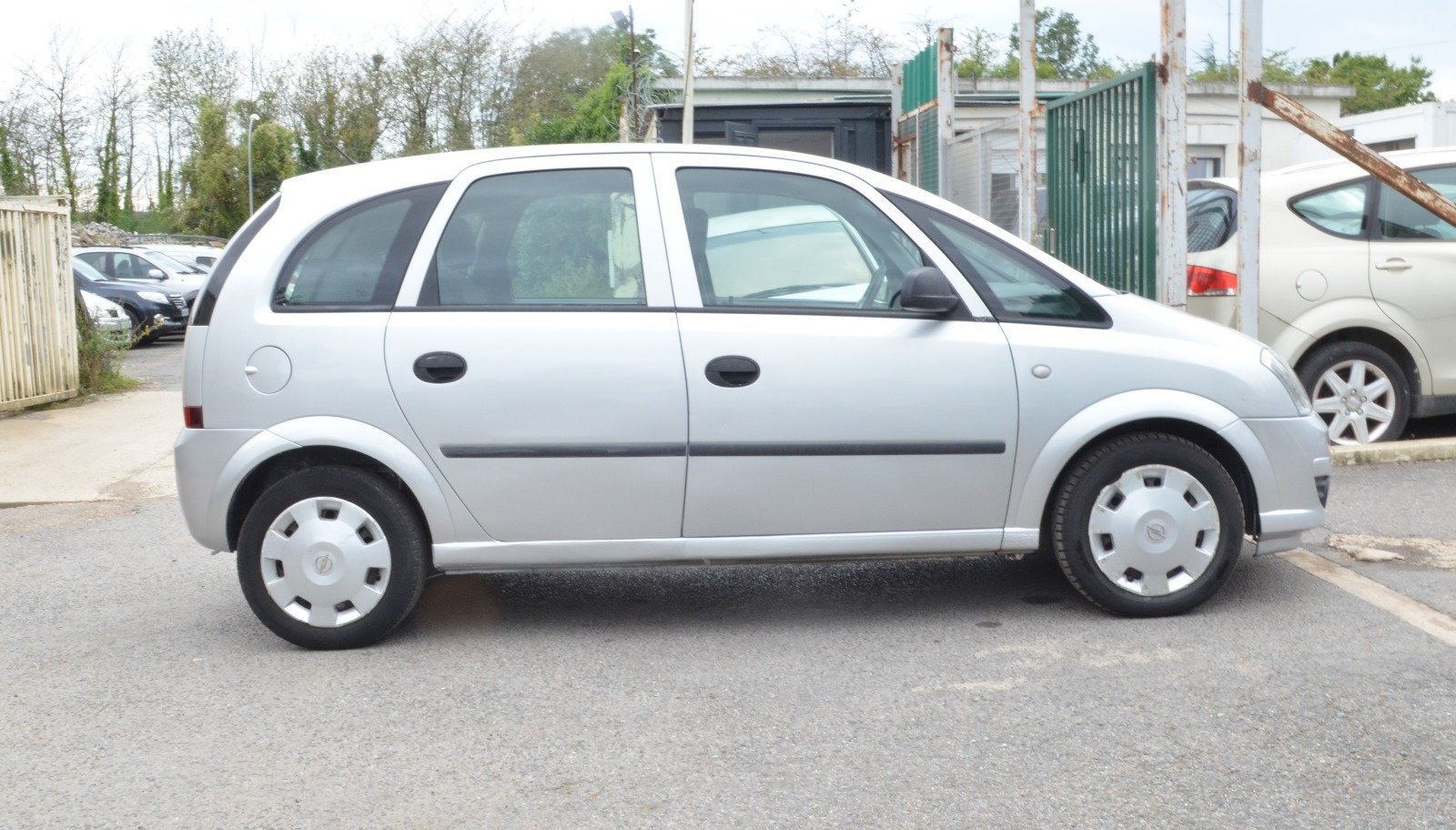 Opel Meriva 2010 1.4 Twinport Cosmo GPL - Automatix Motors - Voiture Occasion - Achat Voiture - Vente Voiture - Reprise Voiture