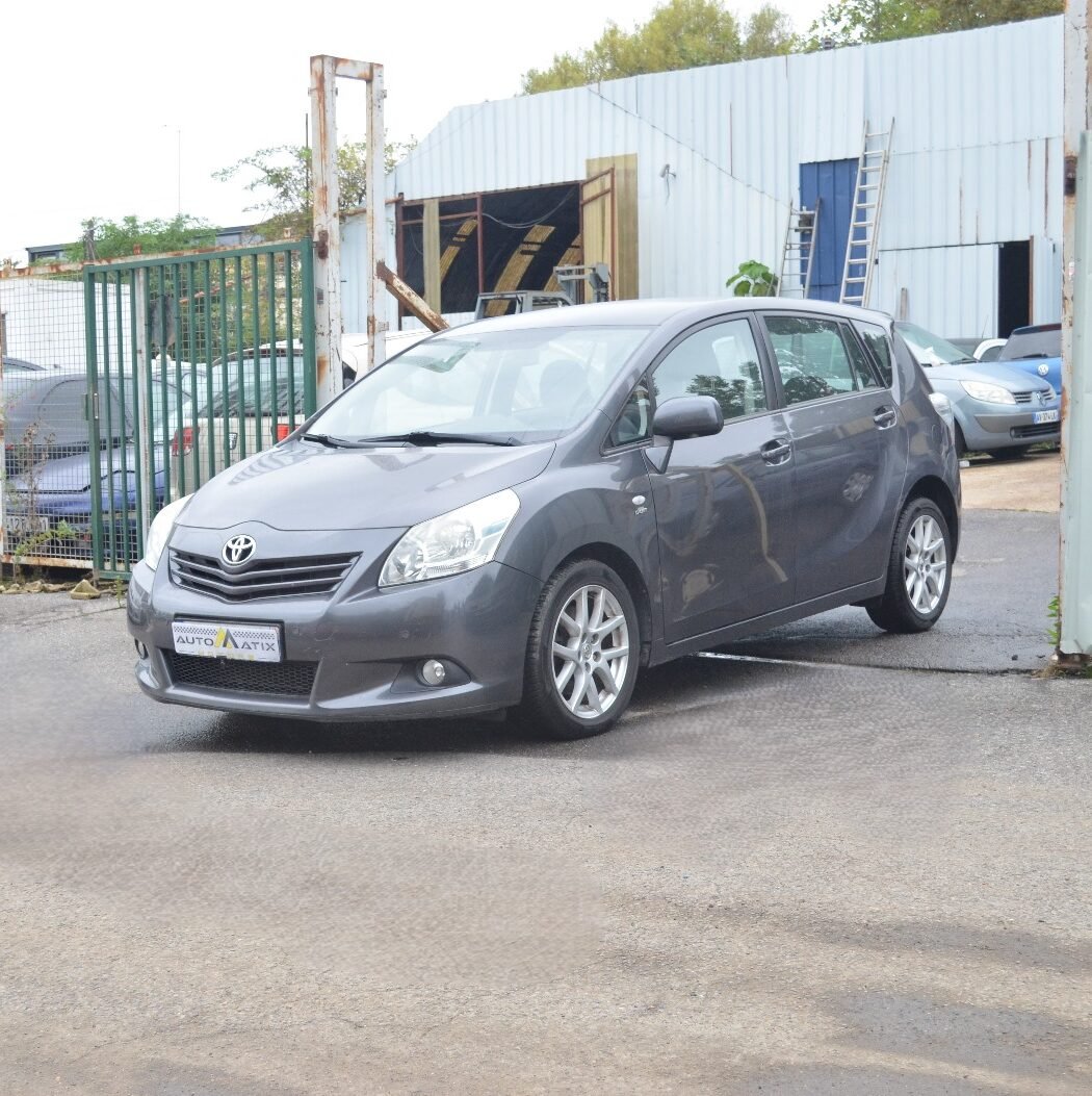 Toyota Verso 2011 150 D-CAT FAP Dynamic BVA 5 PLACES - Automatix Motors - Voiture Occasion - Achat Voiture - Vente Voiture - Reprise Voiture