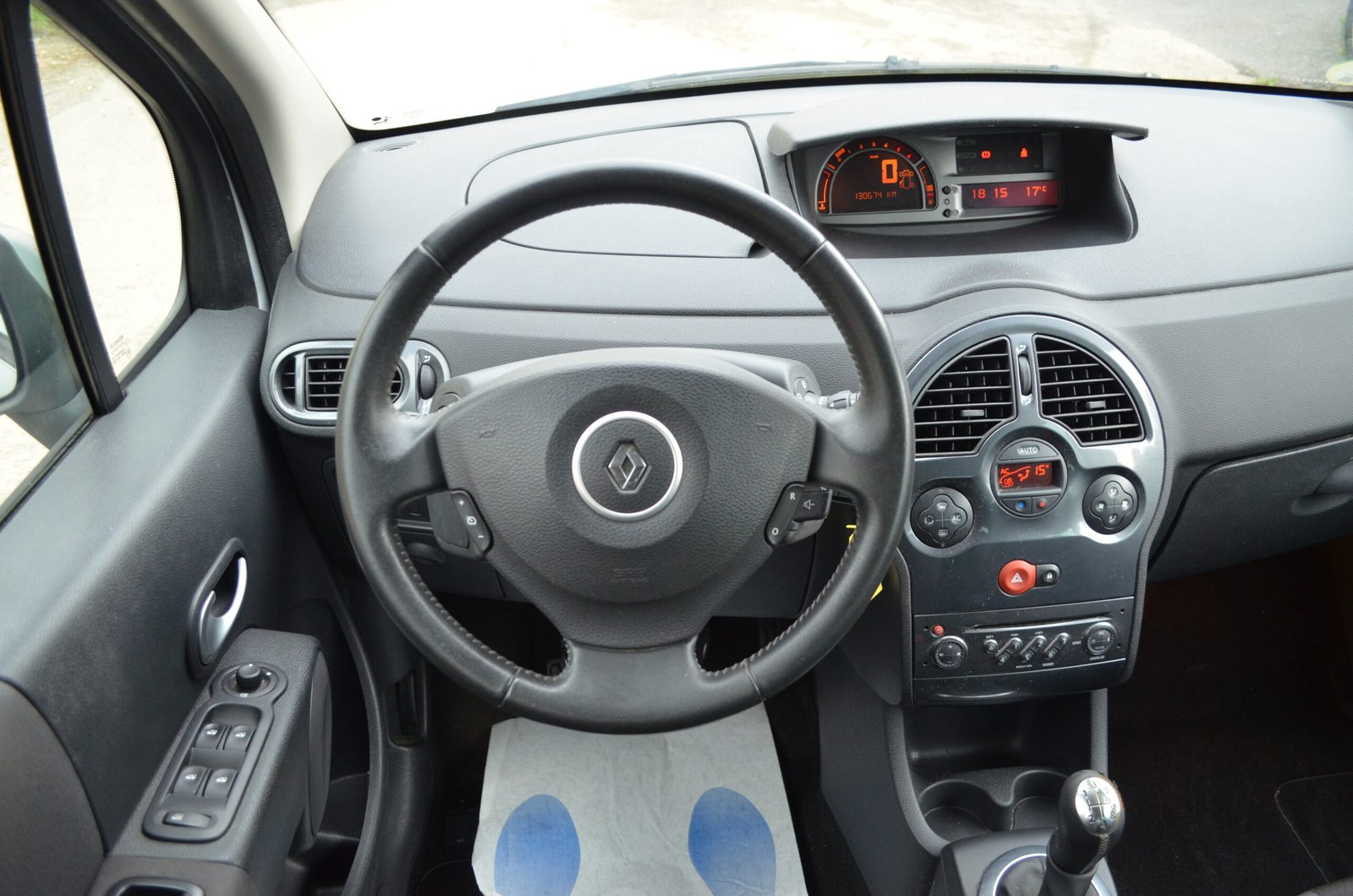 Renault Grand Modus 2011 1.5 dCi 85ch Exception - Automatix Motors - Voiture Occasion - Achat Voiture - Vente Voiture - Reprise Voiture