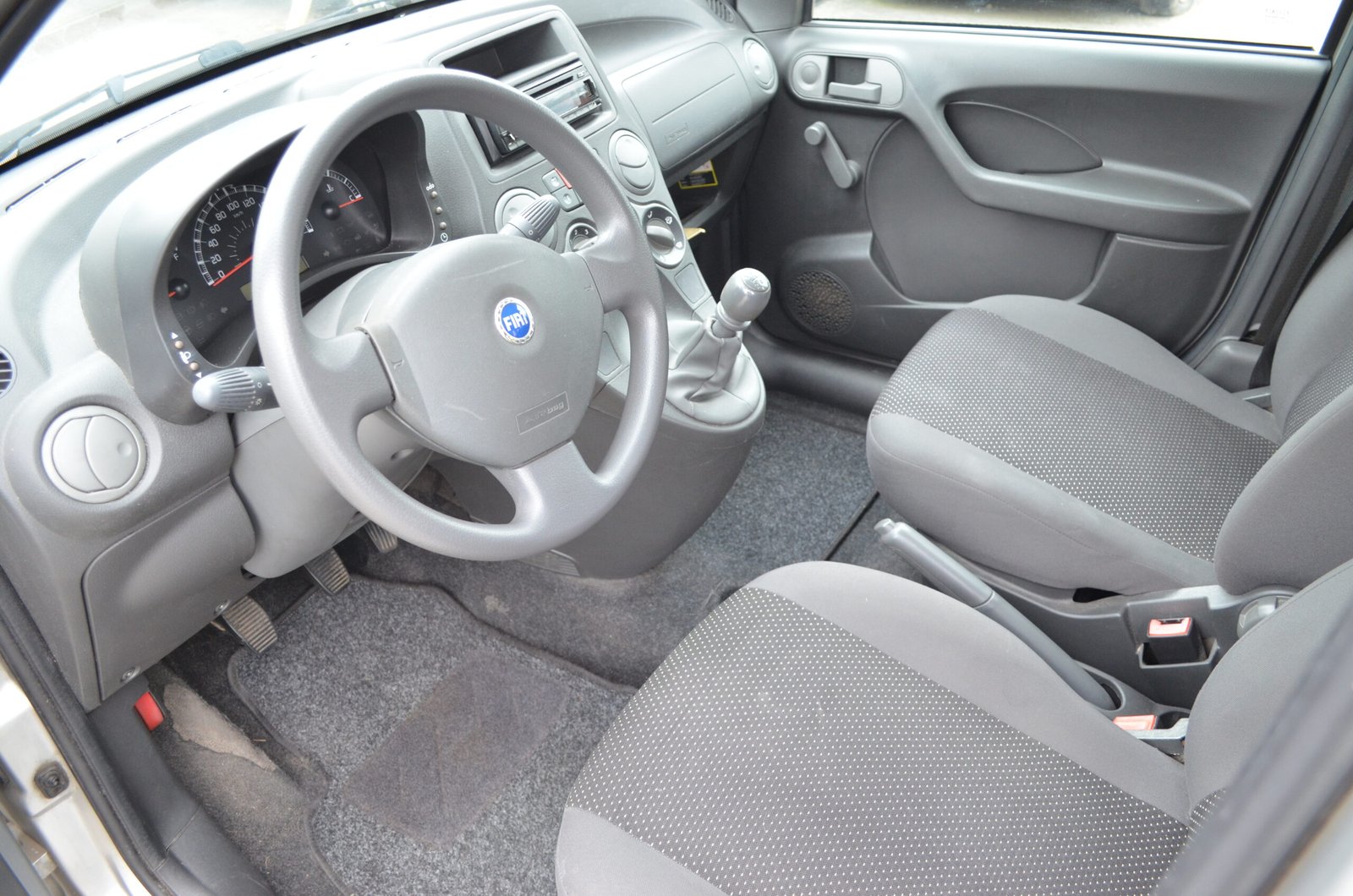 Fiat Panda II 1.1 8v 54ch Dynamic - Automatix Motors - Voiture Occasion - Achat Voiture - Vente Voiture - Reprise Voiture