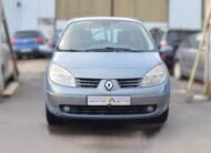 Renault Scenic II 1.6 115ch Exception - Automatix Motors - Voiture Occasion - Achat Voiture - Vente Voiture - Reprise VoiturePremière mise en circulation 12/2005 Service - Kit distribution & Pompe à eau neufs - Révision général : vidange + filtres - Contrôle technique Ok - Garantie 6 mois (extension de garantie possible) OPTIONS ET EQUIPEMENTS AUDIO - TÉLÉCOMMUNICATIONS - Radio CD CONDUITE - Capteur de pluie - Régulateur-Limiteur de vitesse - EXTÉRIEUR - Jantes Alu - Rétroviseurs électriques INTÉRIEUR - Clim automatique - Direction assistée - Ordinateur de bord - Verrouillage centralisé des portes - Vitres avant électriques SÉCURITÉ - ABS - Airbag conducteur - Airbags frontaux - Airbags latéraux avant - Antipatinage - ESP - Phares antibrouil AUTRE - Roue de secours ❗ REPRISE DE VOTRE ANCIEN VÉHICULE POSSIBLE AVEC OU SANS CT ❗ *Sous réserve d'erreurs ou omissions, des erreurs de saisie peuvent s’immiscer* *Souscription de garanties, reprise et financement possible* ----------------------------------------------------------------------------- Nos véhicules 🚘 sont visibles à l'adresse suivante ⬇️ 3 Chemin de la Boissière 91310 Leuville-sur-Orge DU LUNDI AU SAMEDI - UNIQUEMENT SUR RDV ✅ ----------------------------------------------------------------------------- N'hésitez pas à nous contacter pour plus d'informations et photos. Pensez à laisser un message vocal si nous ne répondons pas immédiatement, afin d'être recontacté rapidement. Mots clés/Réf : renault scenic, scenic ii, scenic 2, renault scenic essence, scenic essence, scenic 1.6, voiture familiale, financement, carte grise pas chère, assurance pas chère