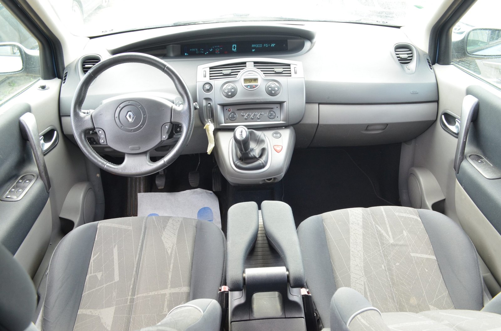 Renault Scenic II 1.6 115ch Exception - Automatix Motors - Voiture Occasion - Achat Voiture - Vente Voiture - Reprise Voiture